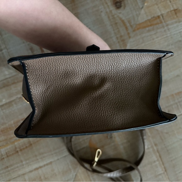 Handbag - Picture 5 of 6